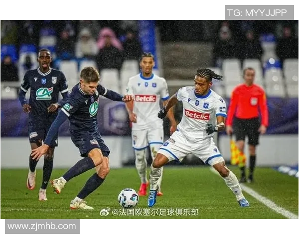 索肖迎战敦克尔克争夺法乙联赛关键三分之战